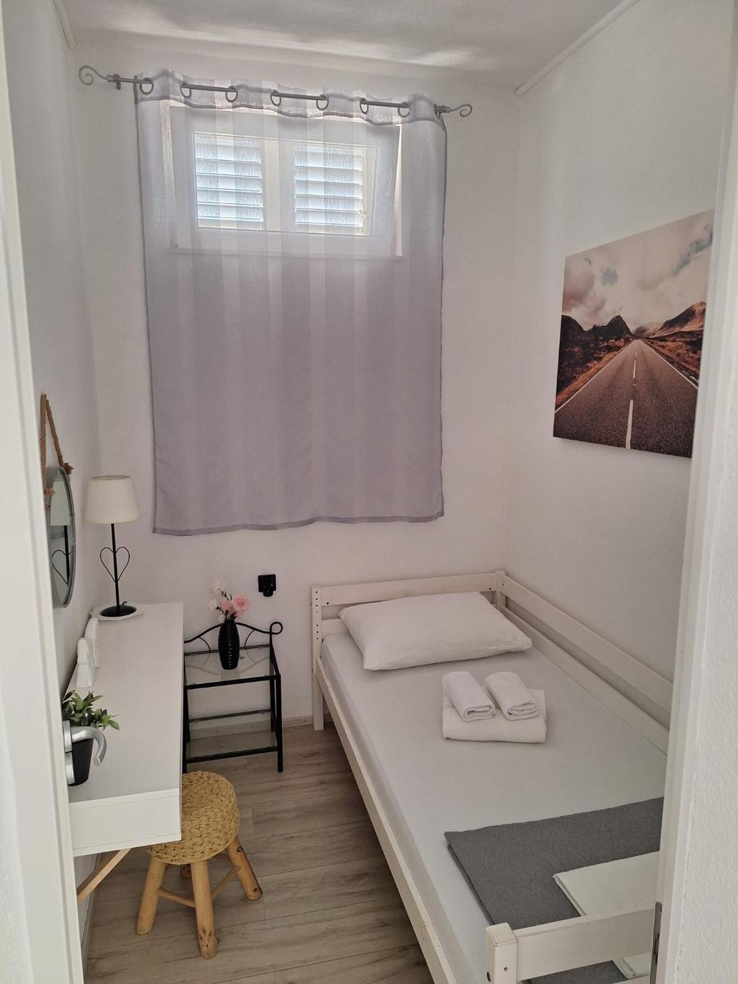 Apartment Brane Солин Экстерьер фото